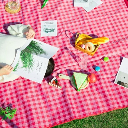 Foldable Classic Gingham Sandproof Waterproof 2M Picnic Blanket For Outdoor Beach Camping