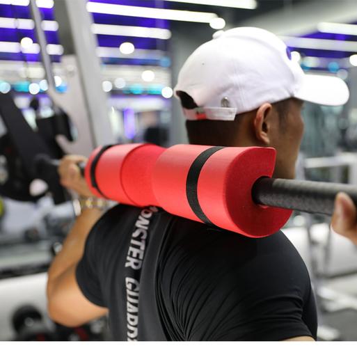 The Benefits and Alternatives to Using a Barbell Pad for Squats